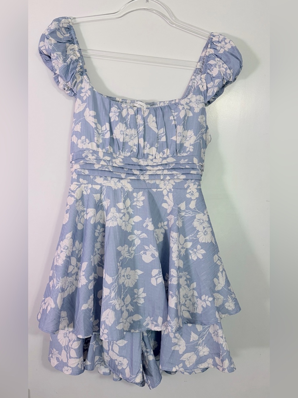 NWT Altar'd State Blue Floral Ruffle Layered Short Puff Sleeve Dress Romper - S